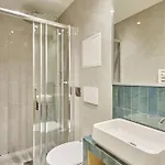 Centre De By Prestige