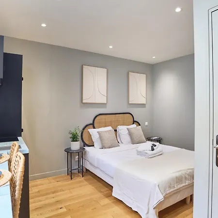 Centre De By Prestige * París