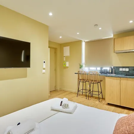 Centre De By Prestige 아파트